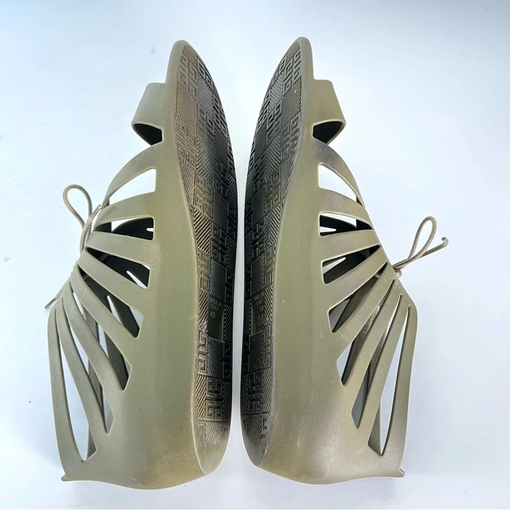 GIVENCHY Olive Green Gladiator Cutout Caged Style Lace-up Sleek Sandal Sz 40